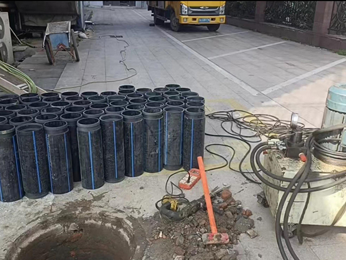 茶山PE置换管厂家 DN315置换管 非开挖管短管置换